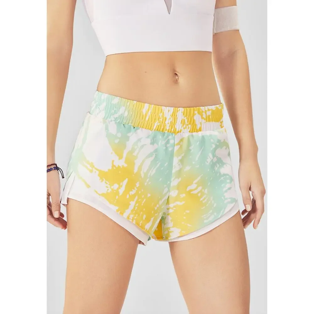 🔥 Fabletics Latrice Short Yellow Green Tie Dye Print Shorts Medium Athletic - Picture 2 of 16